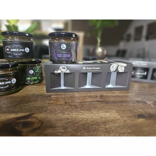 Kutyori elegáns mini ajándékdoboz – csak a doboz